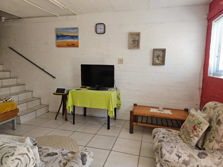 4 Bedroom Property for Sale in Pearly Beach Western Cape